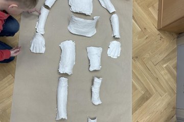 Lidské tělo pod lupou – Sádrové mumie v naší třídě