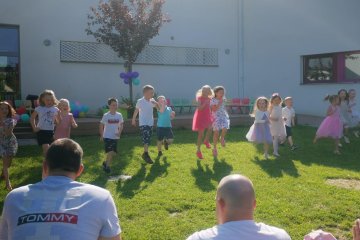 Rozloučení s předškoláky a spaní ve školce