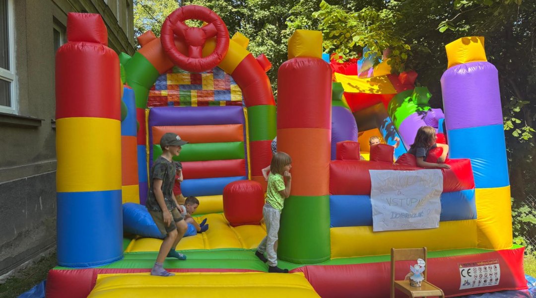 Zahradní slavnost v Machníně