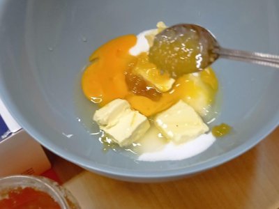 B jako bábovka - prvňáci pečou.