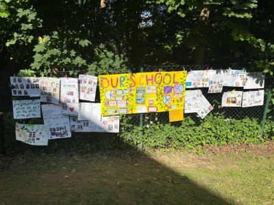 a část zahradní výzdoby.