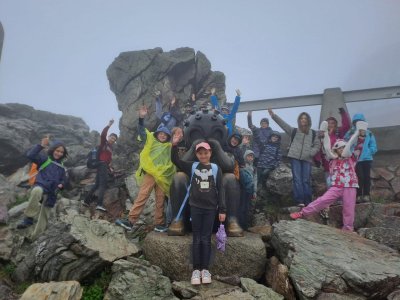 Vrcholové foto s "Frantíkem".