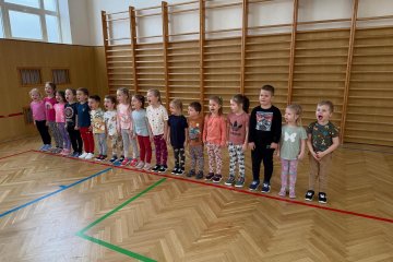 Cvičení v tělocvičně